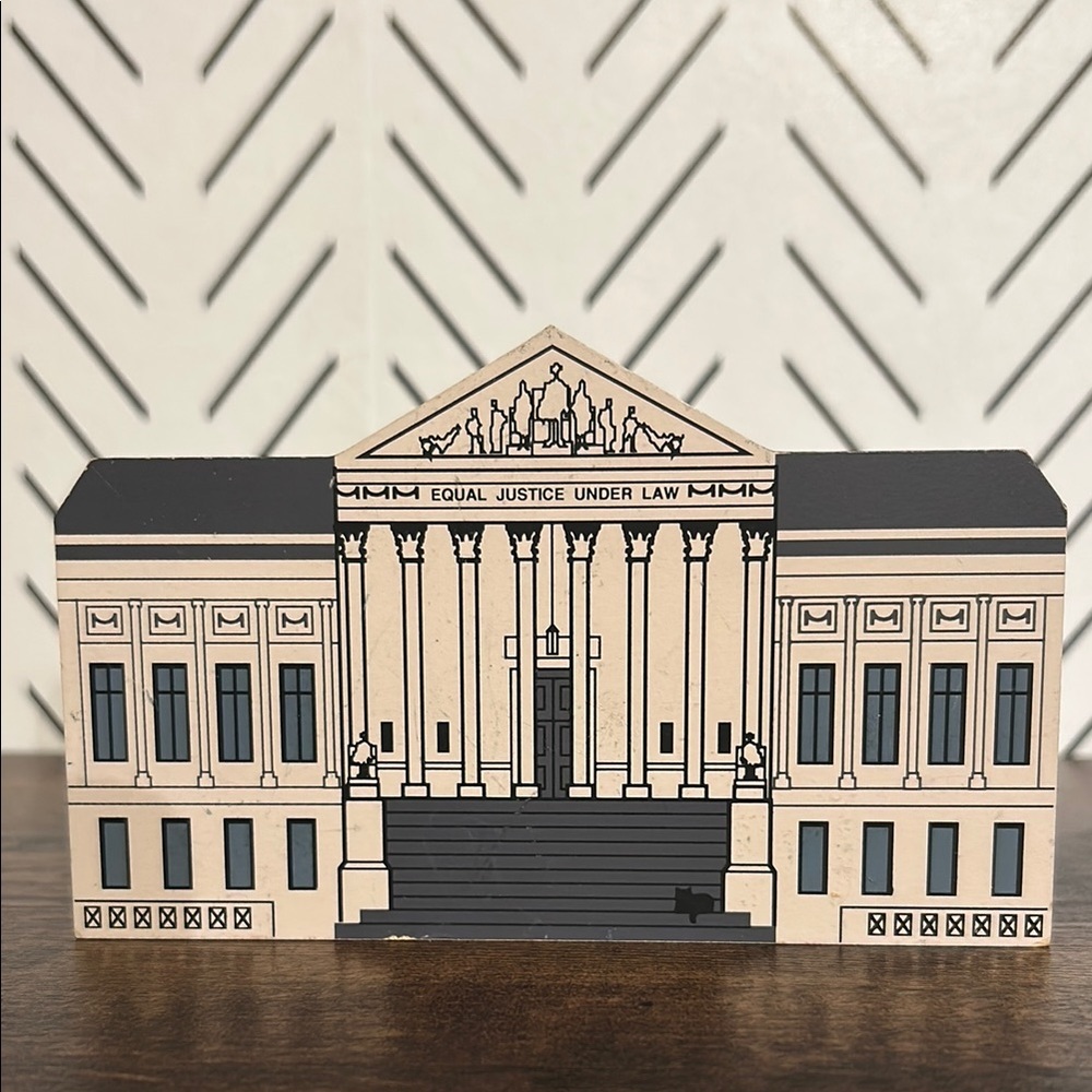 Cat’s Meow Village US United States Supreme Court Washington DC 1991 Series 97 - Picture 1 of 6